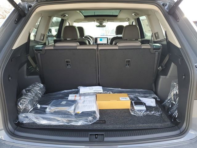 New 2026 Volkswagen Atlas SEL image 9