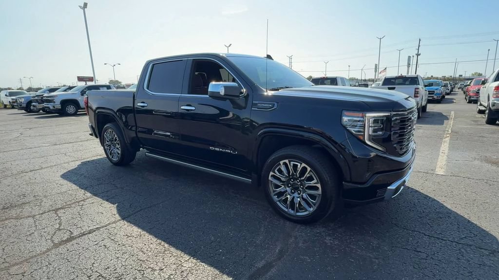 Used 2025 GMC Sierra 1500 Denali Ultimate AWD/4WD image 2