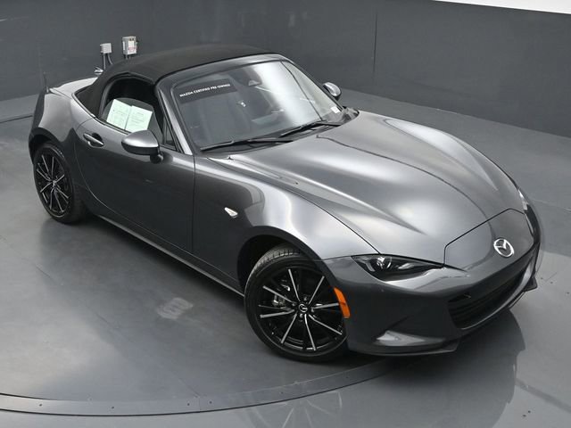 Certified 2025 MAZDA MX-5 Miata Grand Touring RWD image 32