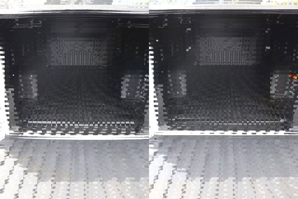 Used 2022 Chevrolet Silverado 1500 LT image 9