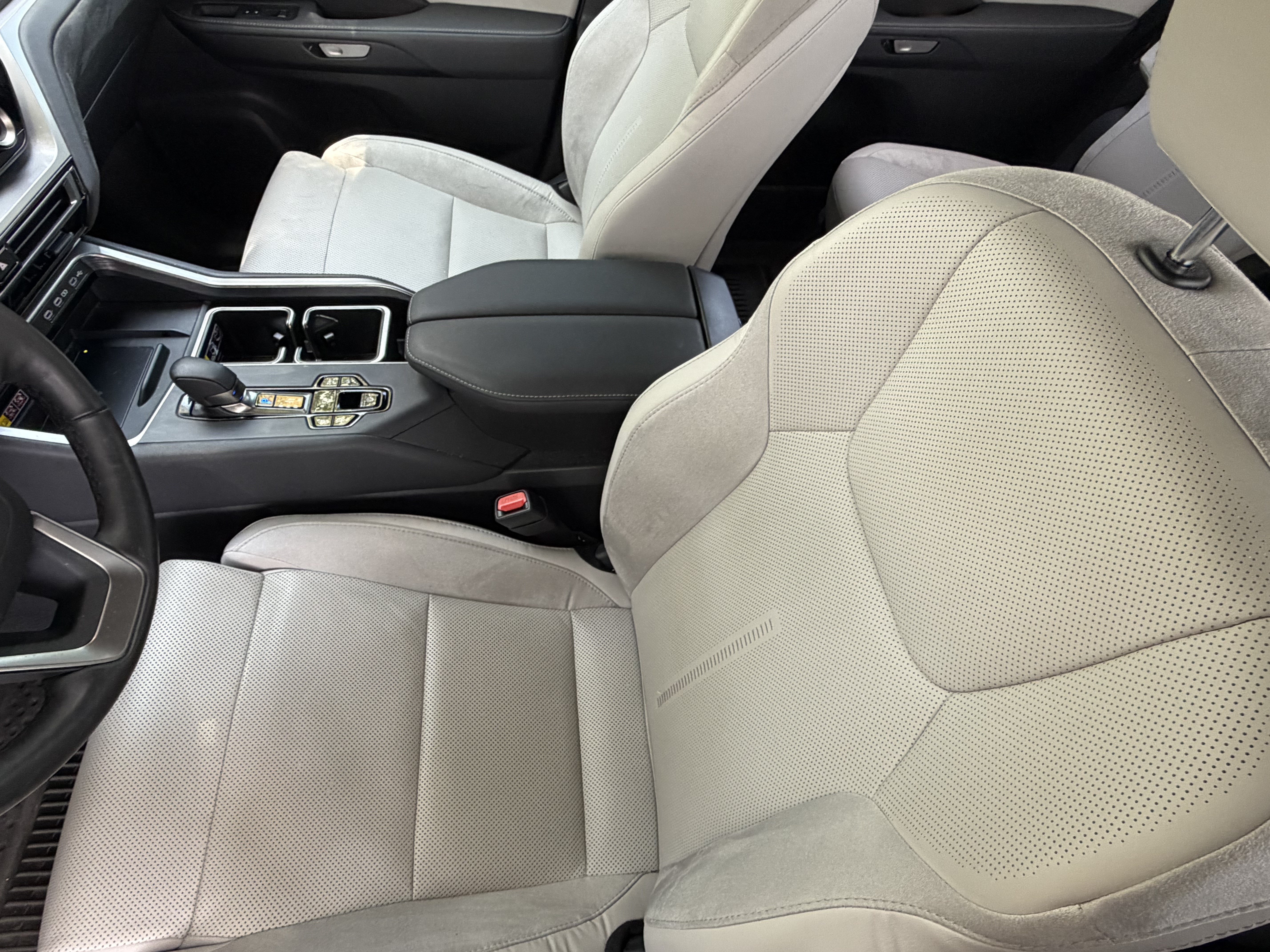 Used 2025 Lexus TX 350 AWD w/ Technology Package image 15