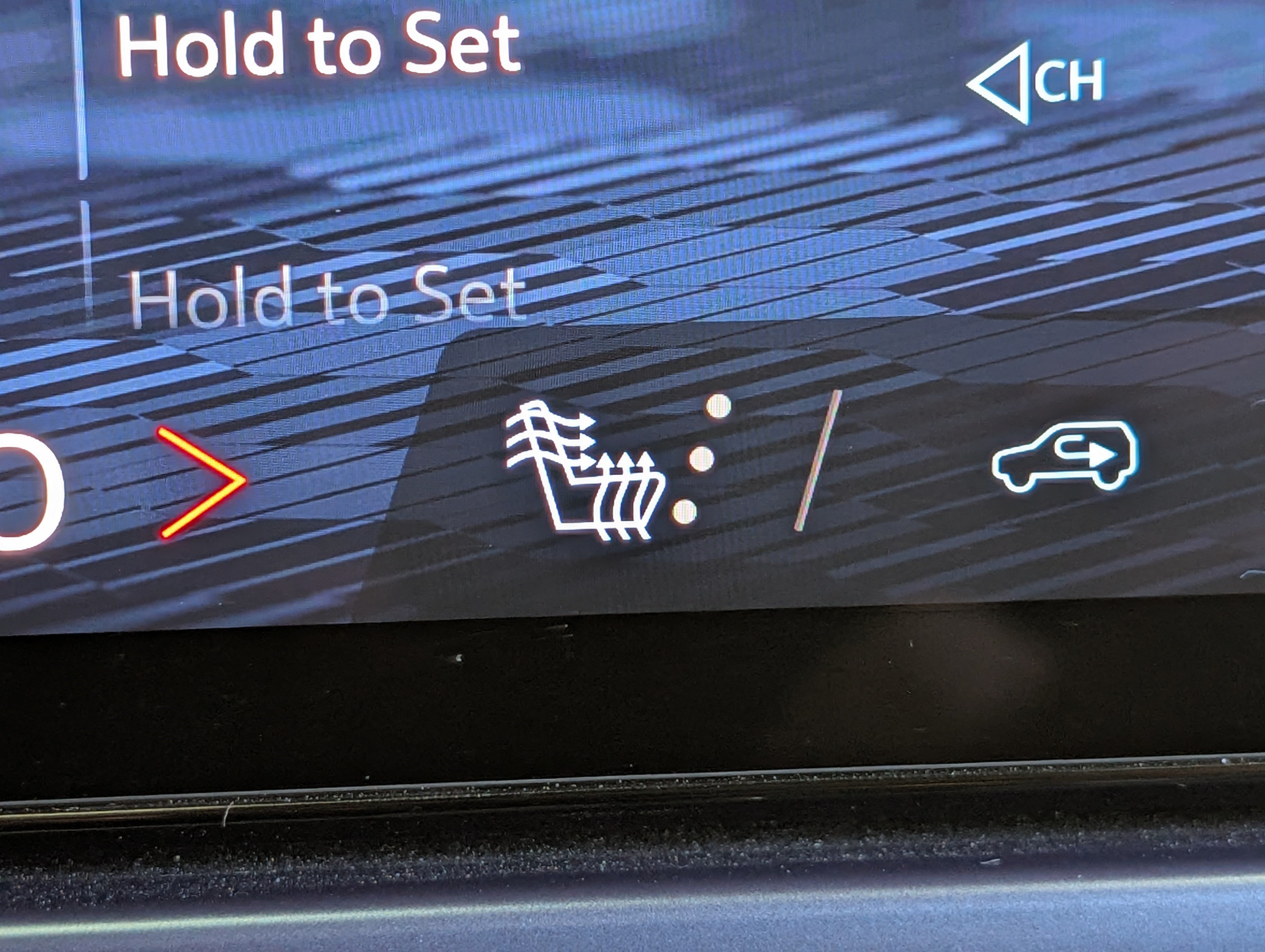 Used 2025 Chevrolet Equinox EV LT w/ Convenience Package FWD image 32