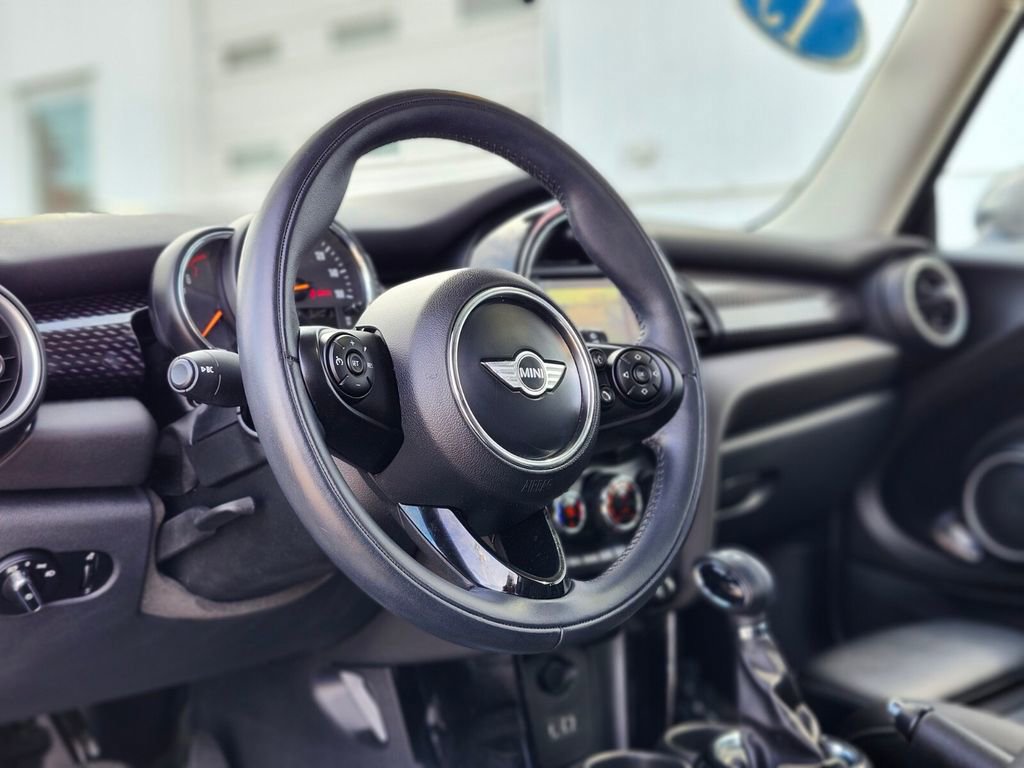 Used 2015 MINI Cooper S FWD image 13