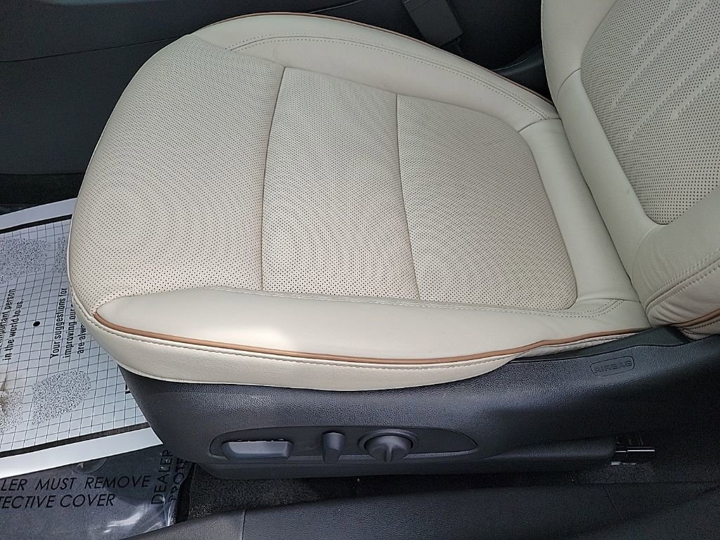 Used 2025 Buick Encore GX Avenir w/ Avenir Technology Package AWD/4WD image 14