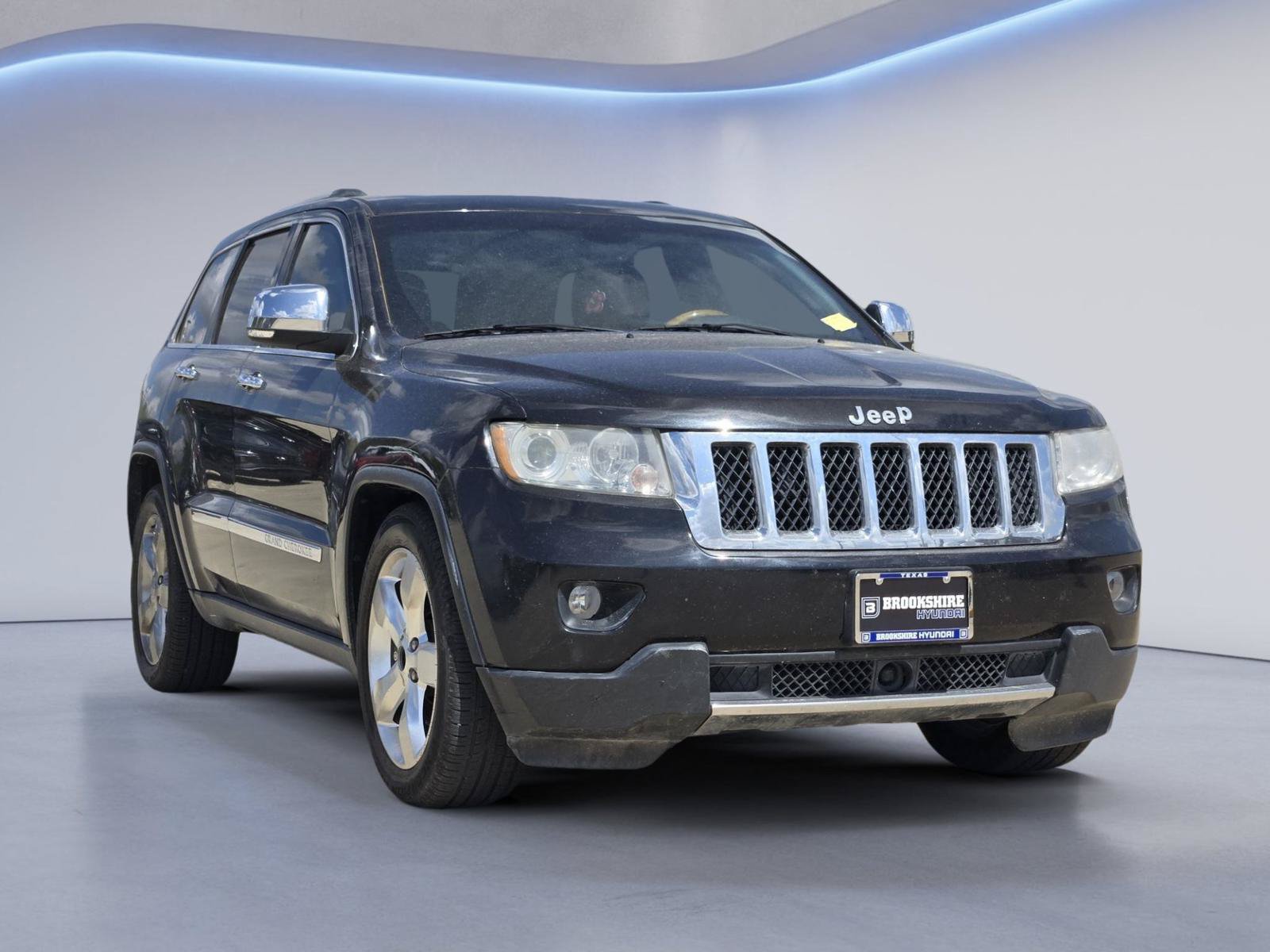 Used 2012 Jeep Grand Cherokee Overland AWD/4WD image 3