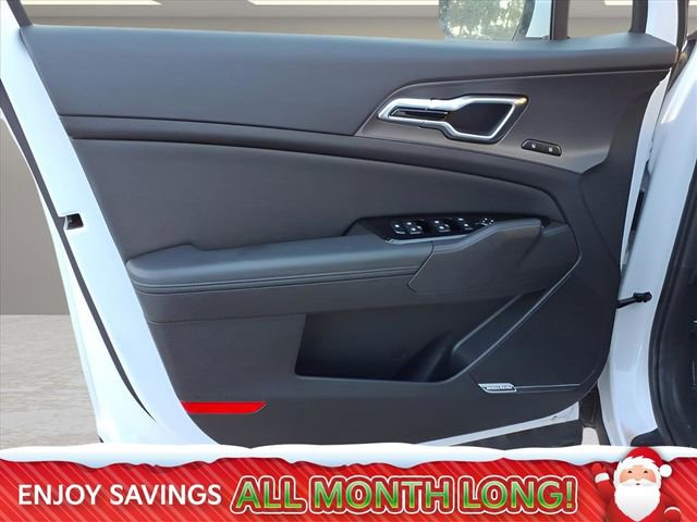 Used 2025 Kia Sportage SX image 19