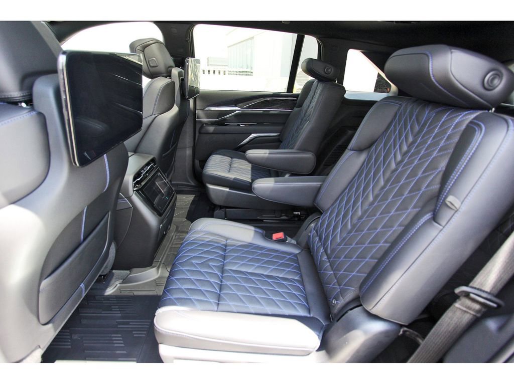 New 2026 Cadillac Escalade IQ Luxury 1 image 7