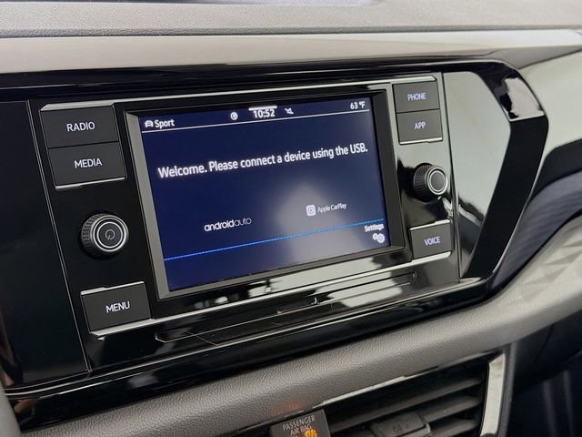 Used 2024 Volkswagen Taos S image 15