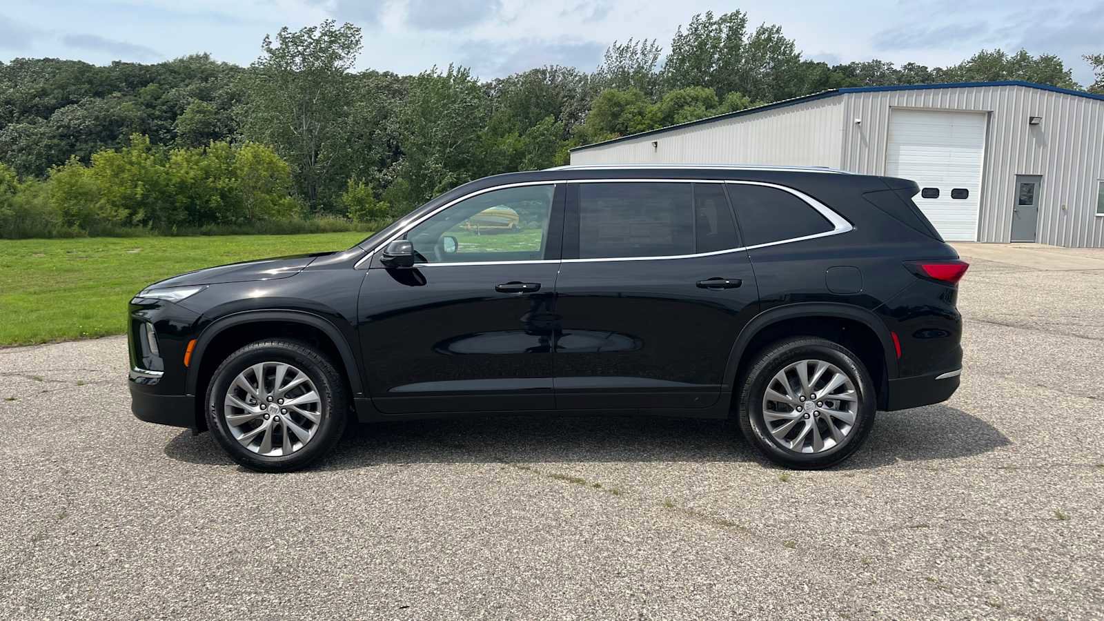 New 2026 Buick Enclave Preferred w/ Power Package image 6