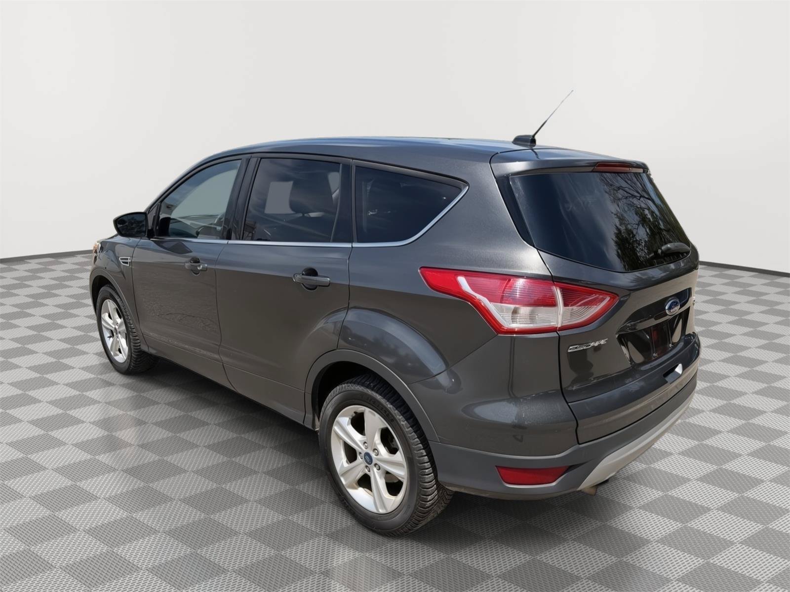 Used 2015 Ford Escape SE AWD/4WD image 5