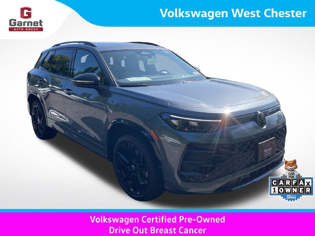 Certified 2025 Volkswagen Tiguan SE R-Line AWD/4WD image 8
