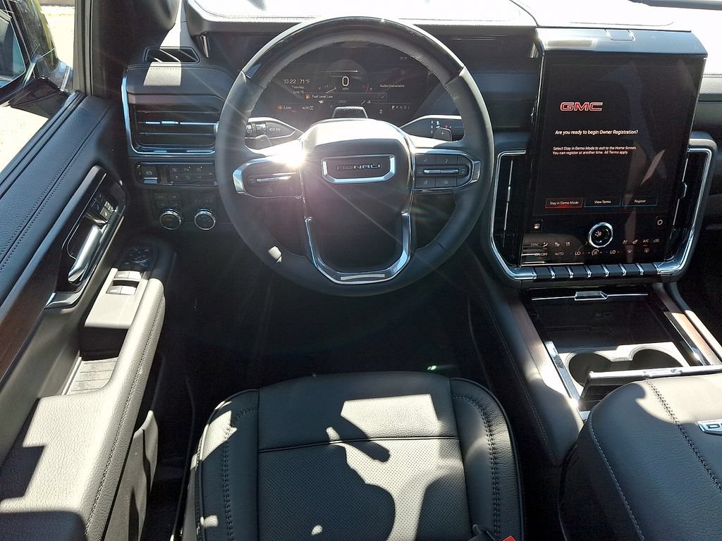 New 2026 GMC Yukon XL Denali w/ Denali Reserve Package AWD/4WD image 8