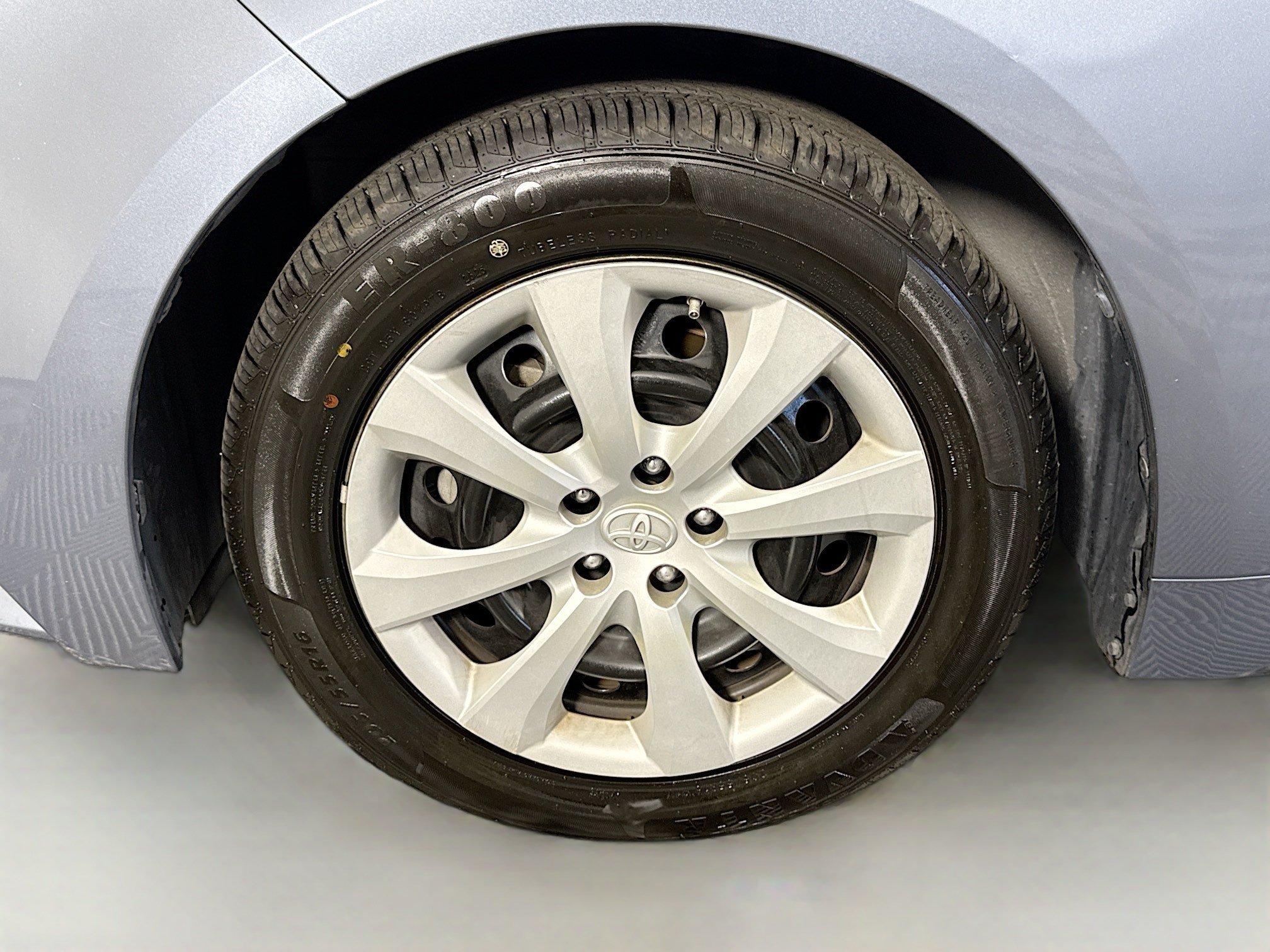Used 2022 Toyota Corolla LE FWD image 37