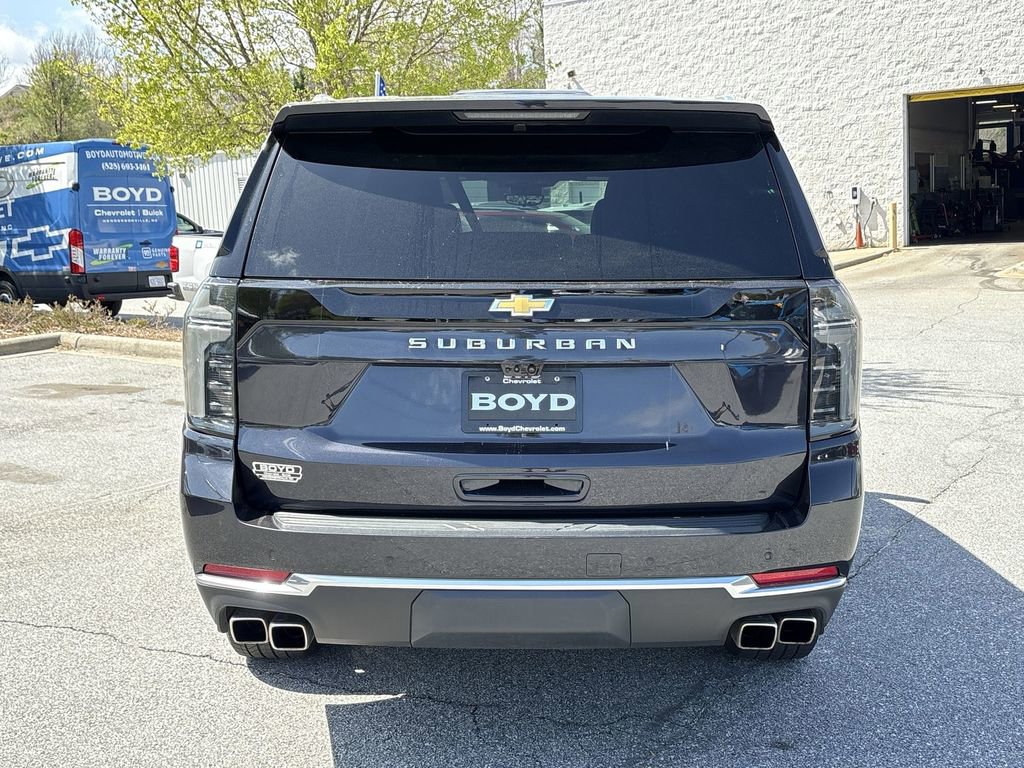 Used 2025 Chevrolet Suburban High Country w/ Sun And Tow Package AWD/4WD image 8