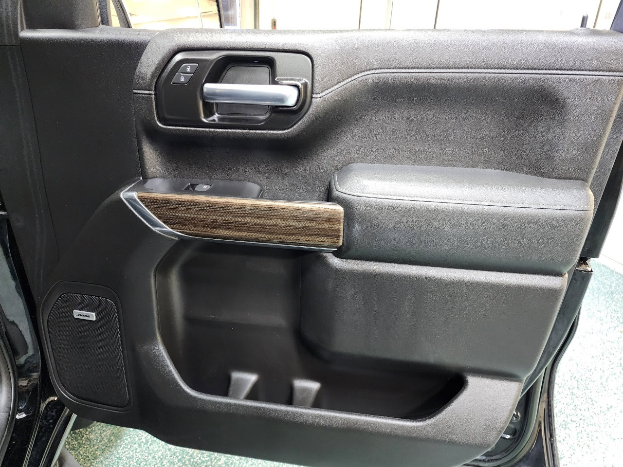 Used 2020 Chevrolet Silverado 1500 LT Trail Boss image 27