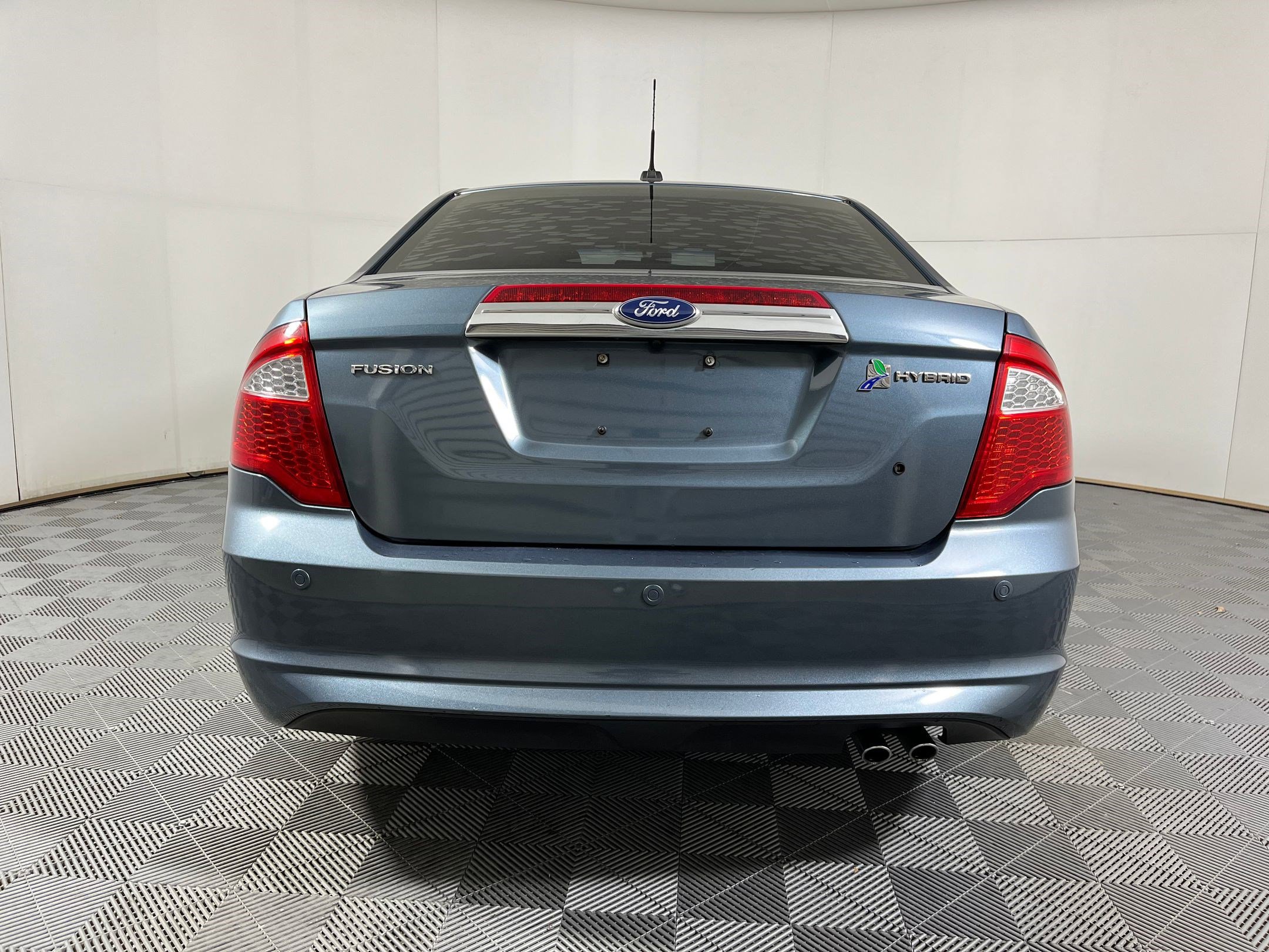Used 2011 Ford Fusion Hybrid w/ 502A Rapid Spec Order Code image 8