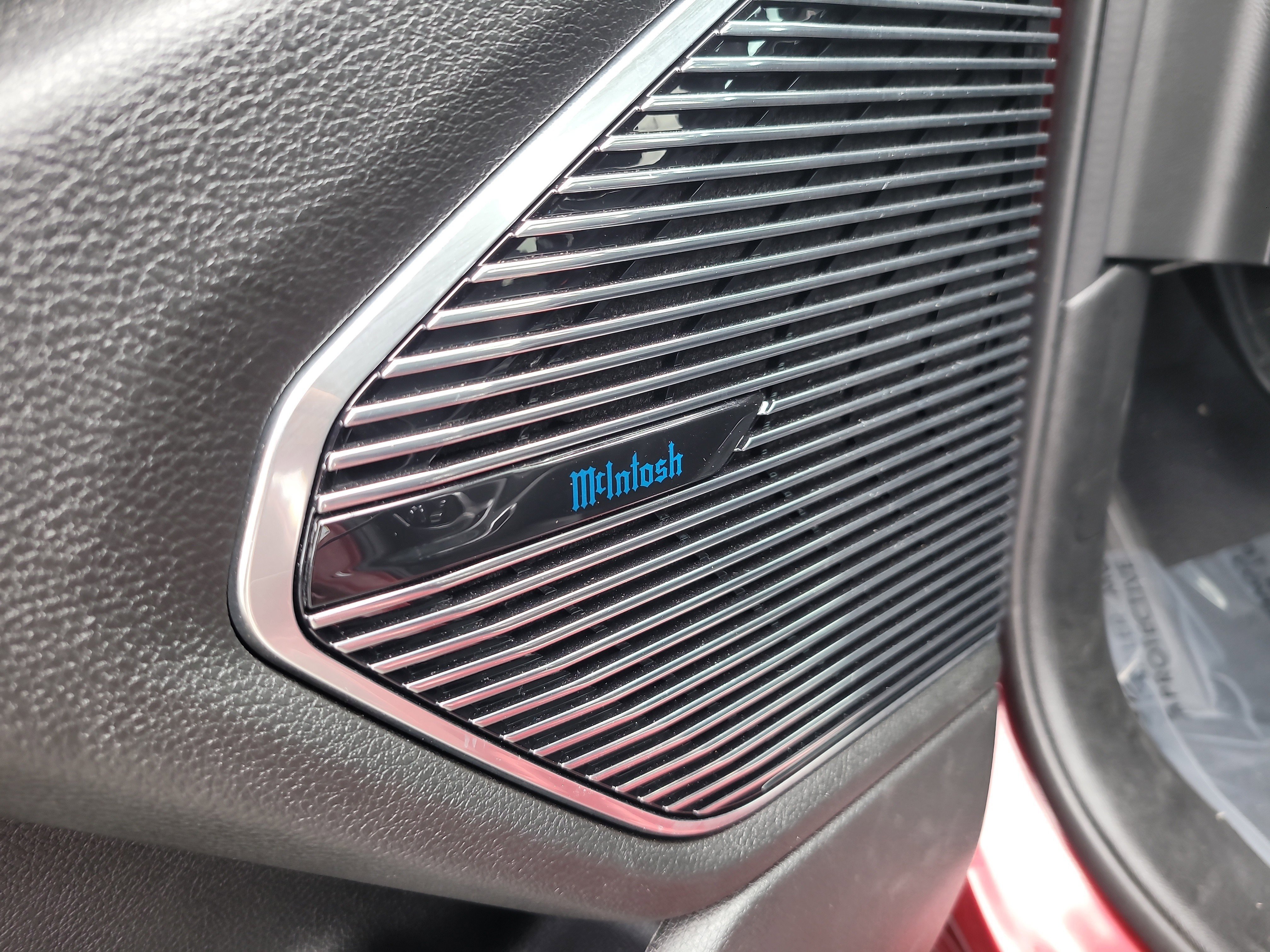 Used 2023 Jeep Grand Cherokee Overland w/ Luxury Tech Group IV image 17