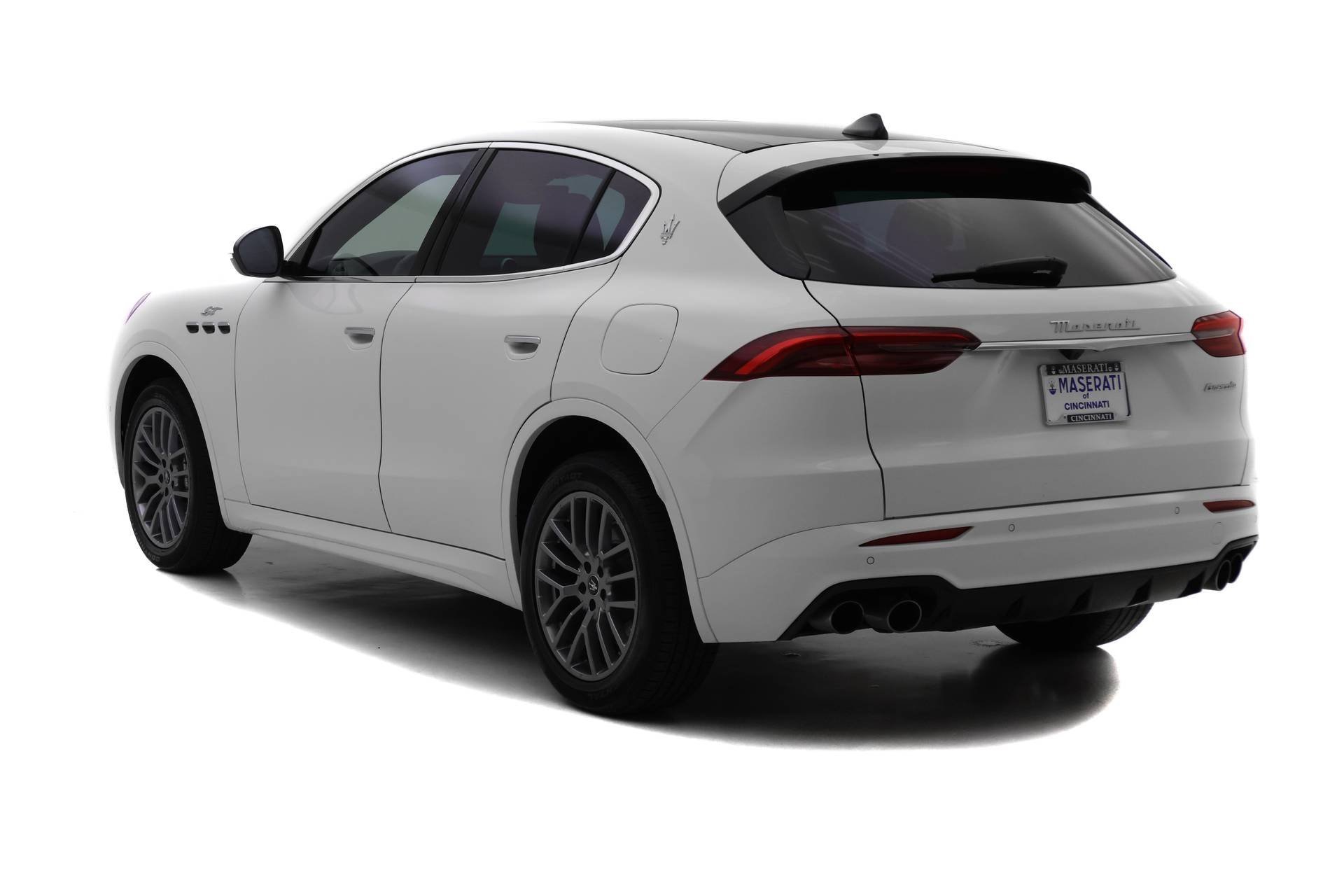 New 2024 Maserati Grecale GT image 5