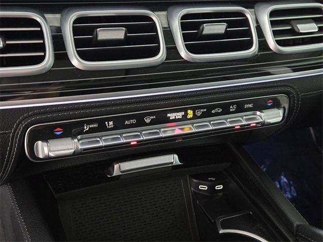 Used 2024 Mercedes-Benz GLS 580 4MATIC image 38