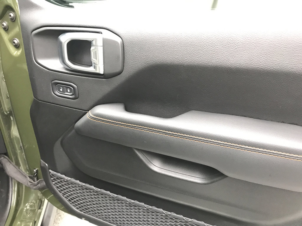 Used 2022 Jeep Gladiator Mojave w/ LED Lighting Group image 25