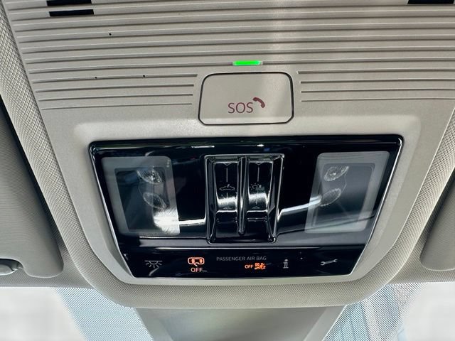 Certified 2026 Volkswagen Atlas Peak Edition AWD/4WD image 35