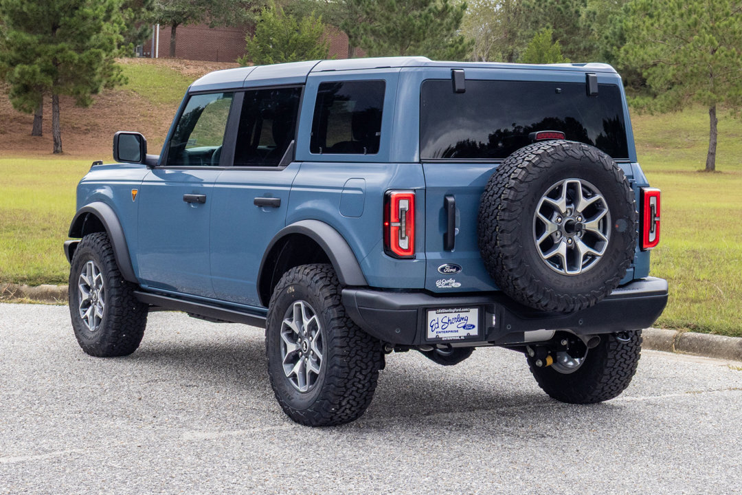 New 2025 Ford Bronco Badlands image 4