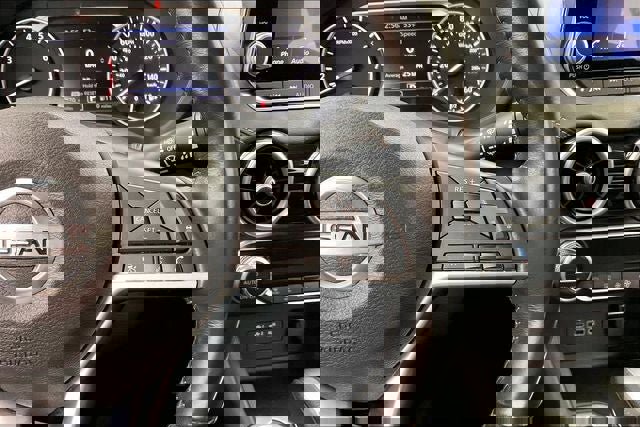 Used 2021 Nissan Sentra SV image 23