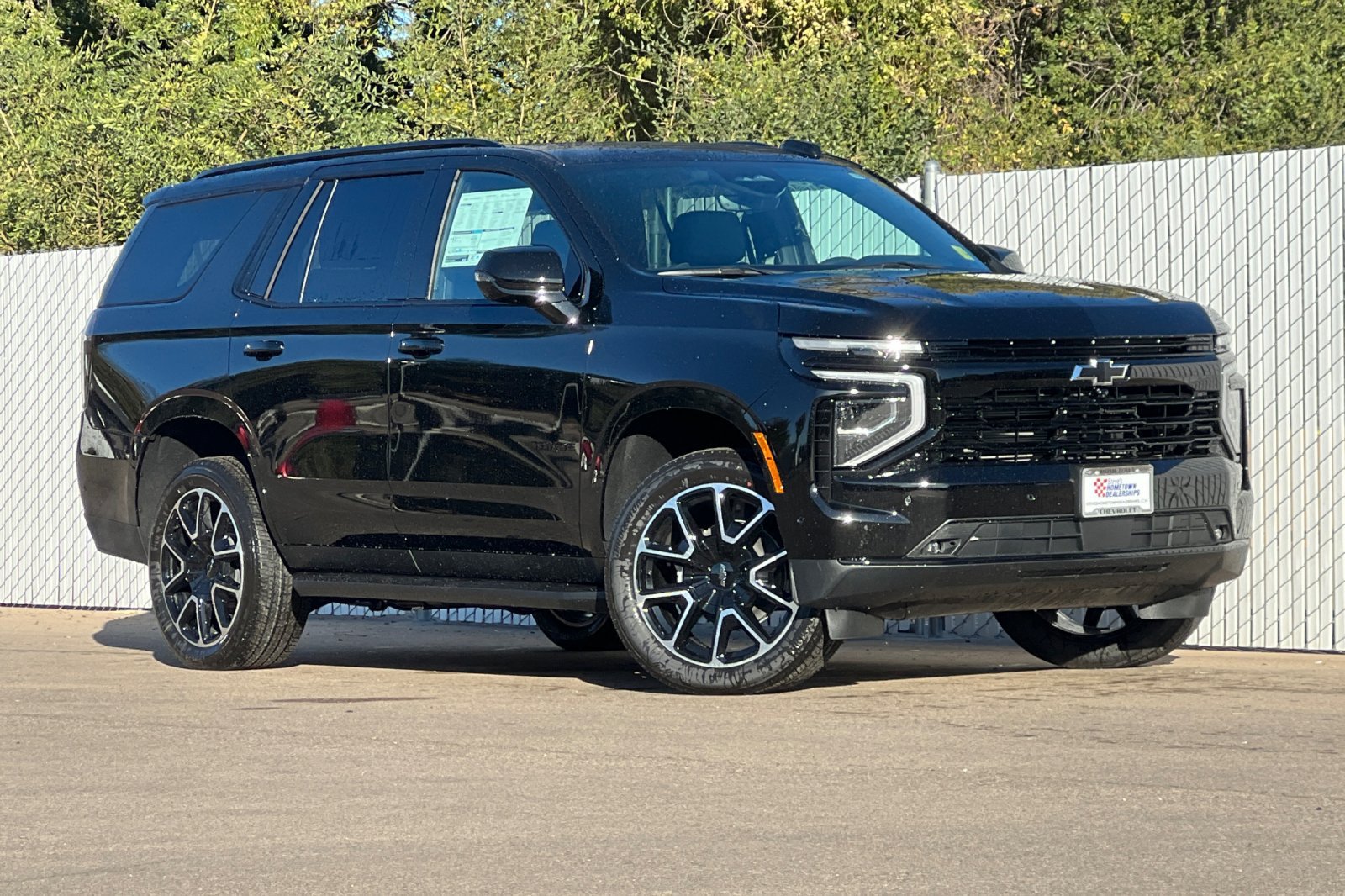New 2027 Chevrolet Tahoe RST w/ Advanced Technology Package AWD/4WD image 2