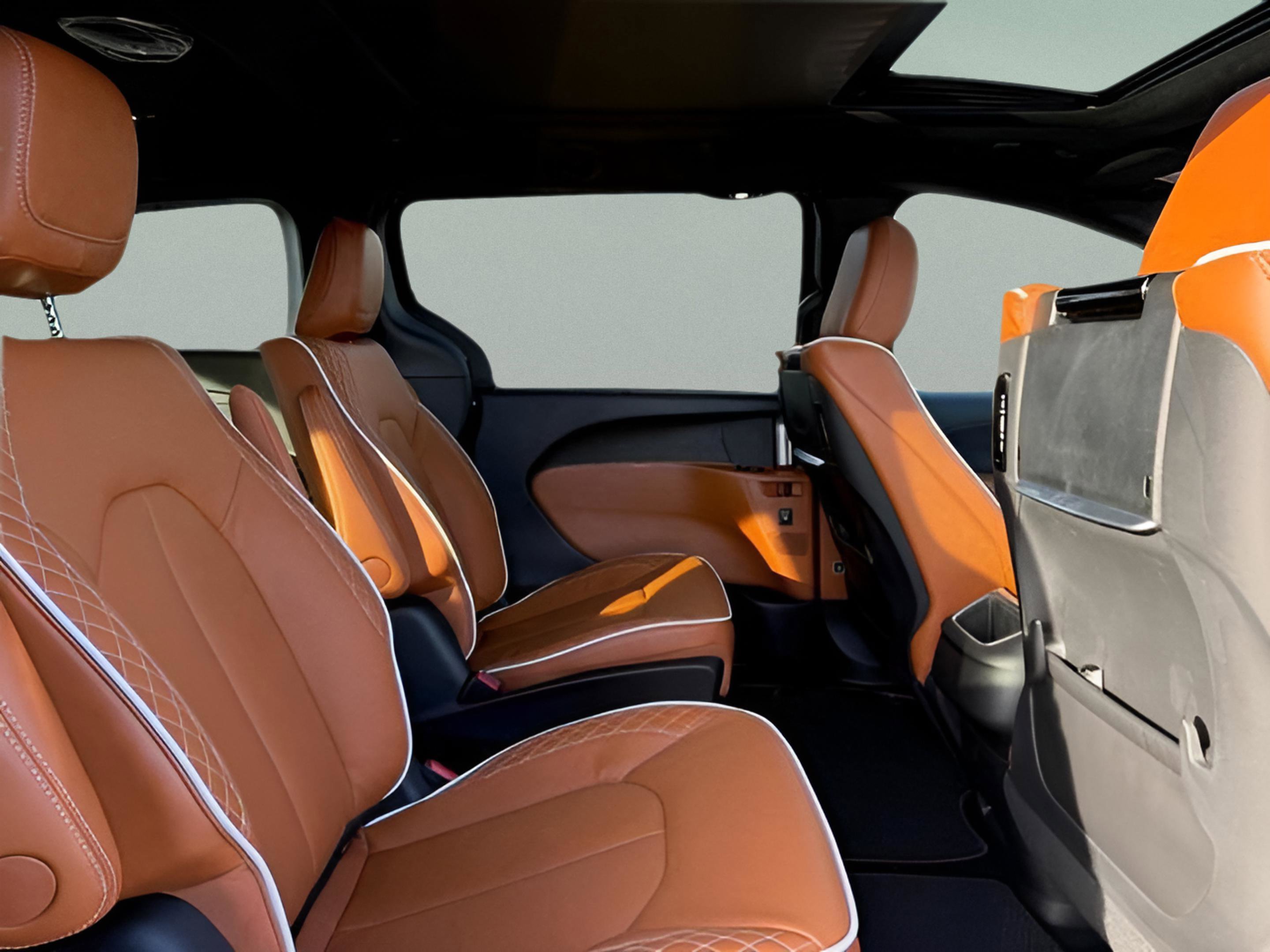 New 2026 Chrysler Pacifica Pinnacle image 9