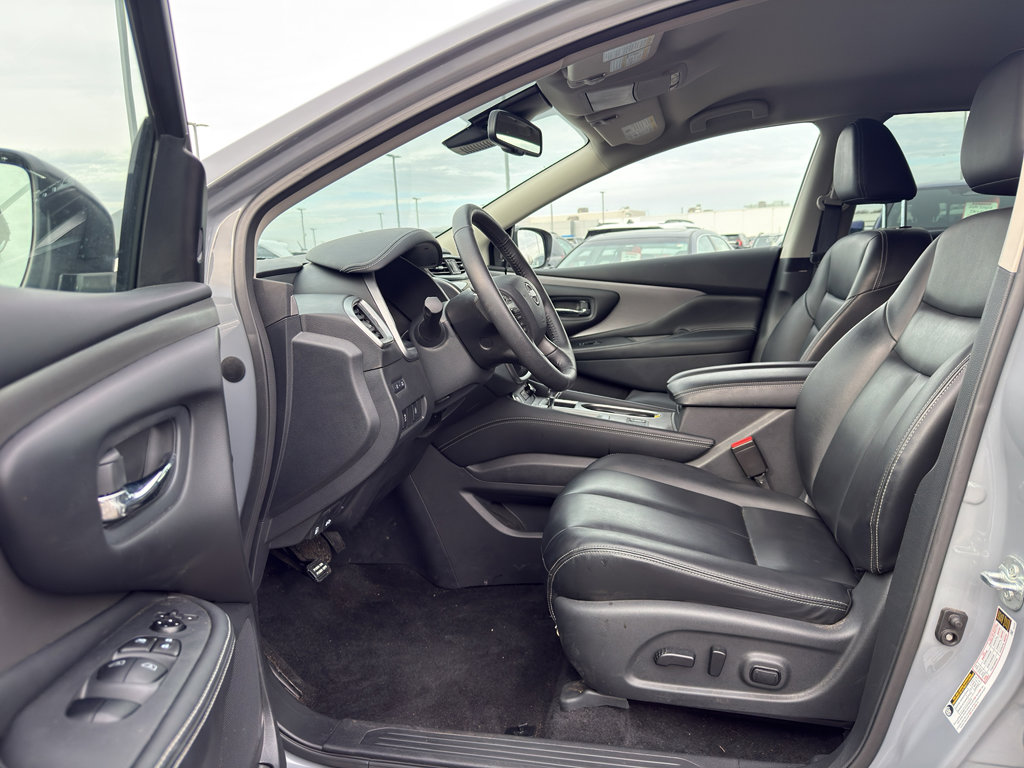 Certified 2024 Nissan Murano SV w/ SV Midnight Edition Package image 11