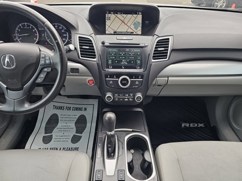 Used 2016 Acura RDX w/ Technology Package FWD image 32
