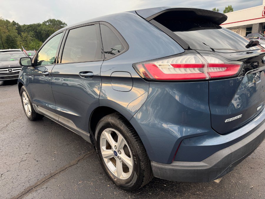 Used 2019 Ford Edge SE FWD image 10