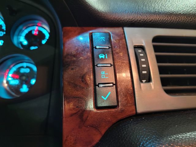 Used 2012 Chevrolet Tahoe LTZ image 41