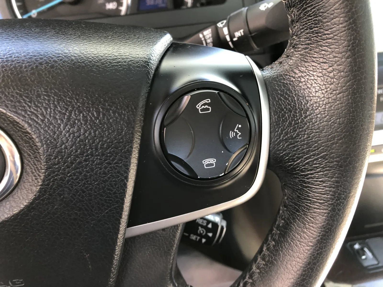 Used 2013 Toyota Camry XLE w/ Leather Pkg FWD image 17