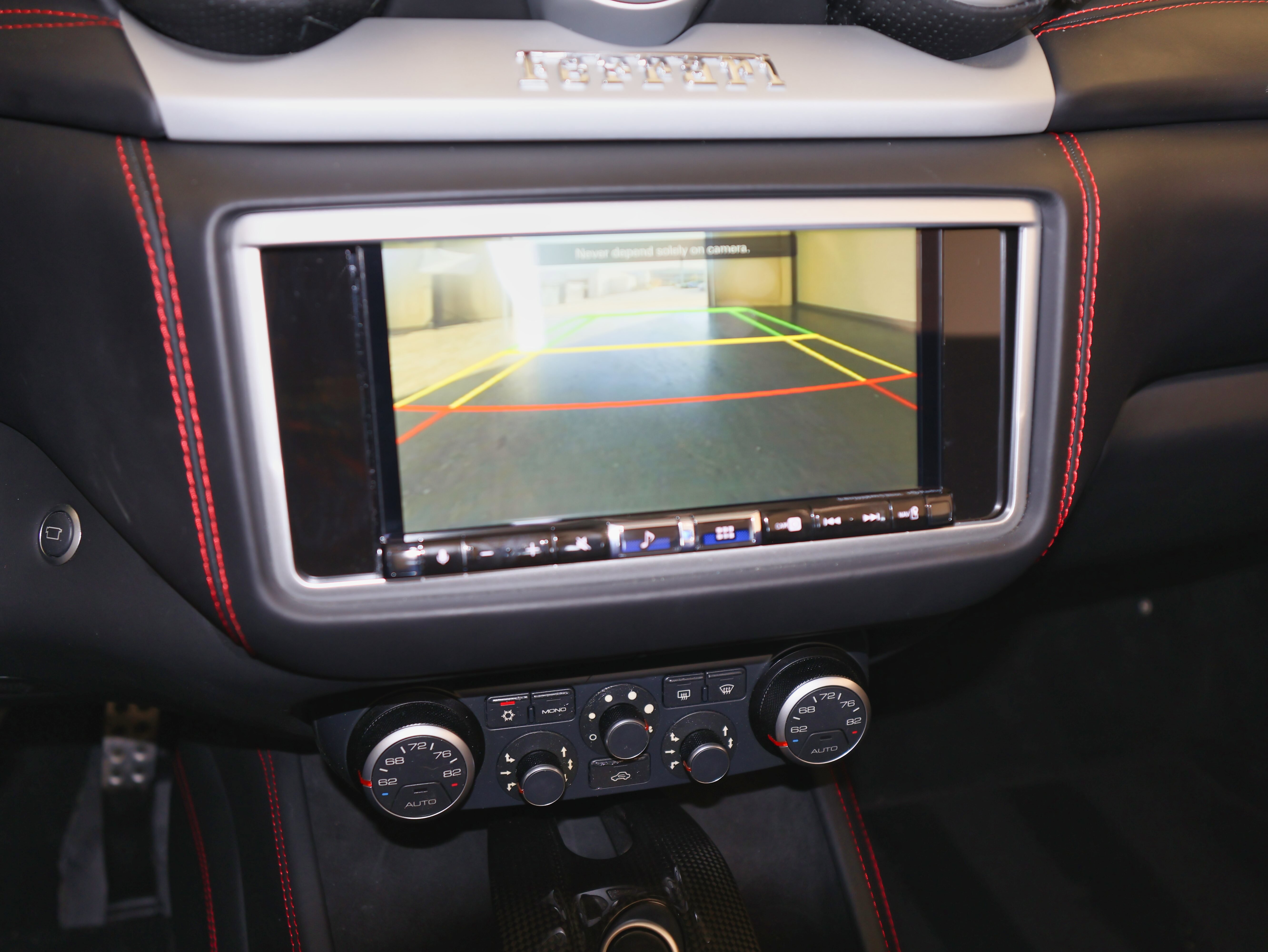 Used 2017 Ferrari California T image 31