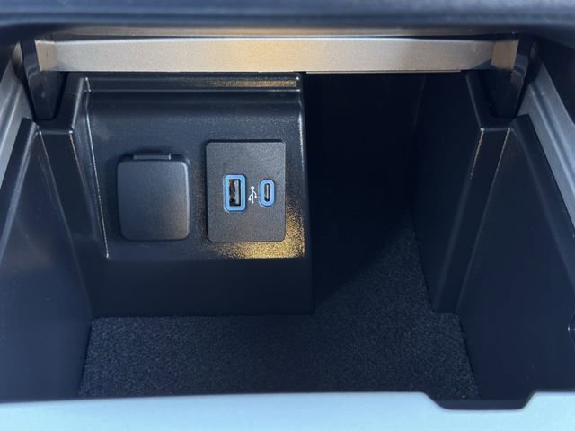 Used 2023 Ford Explorer ST w/ Equipment Group 401A image 21