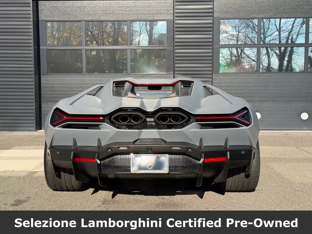 Used 2025 Lamborghini Revuelto image 4