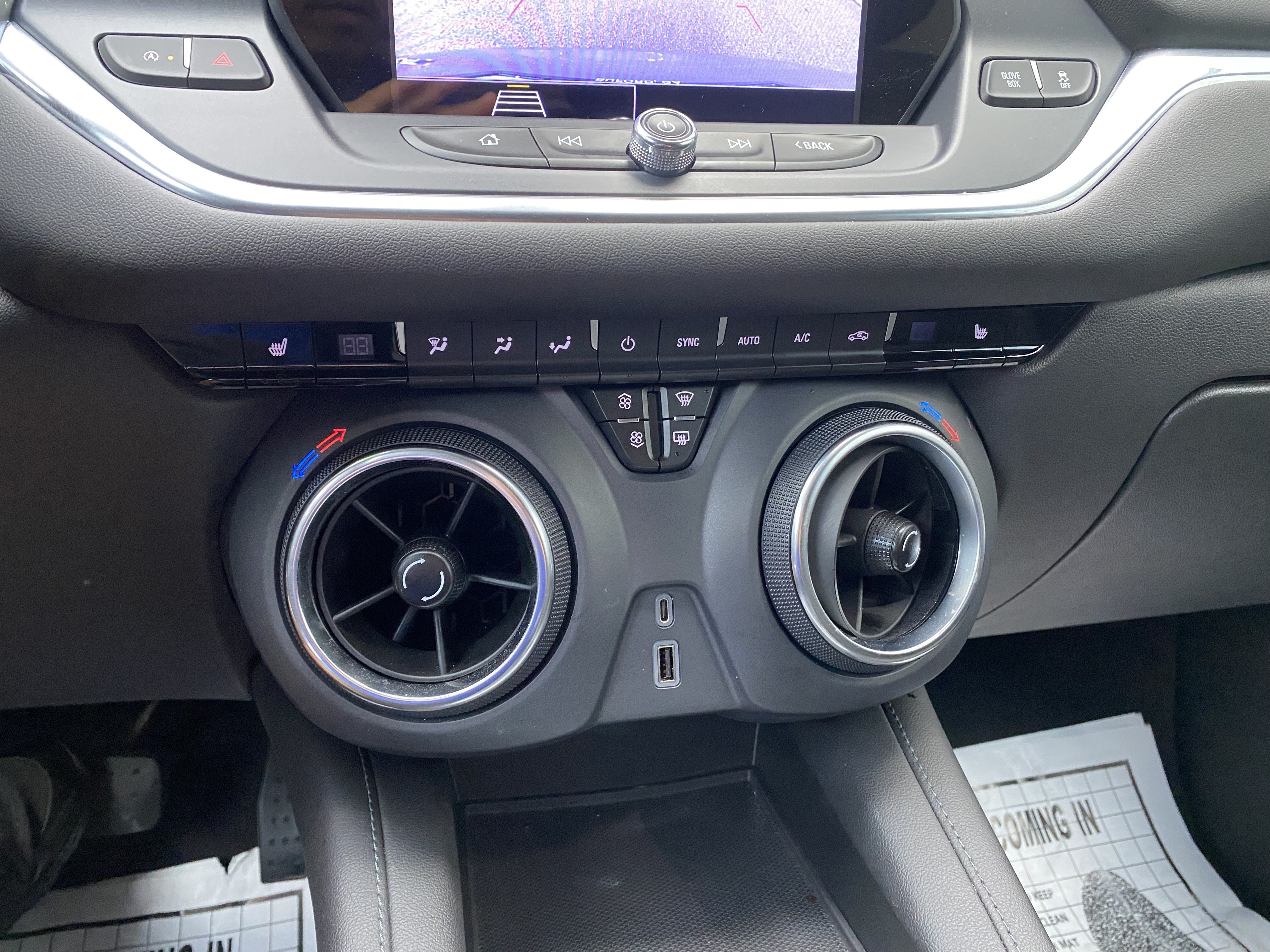 Used 2022 Chevrolet Blazer LT FWD image 28