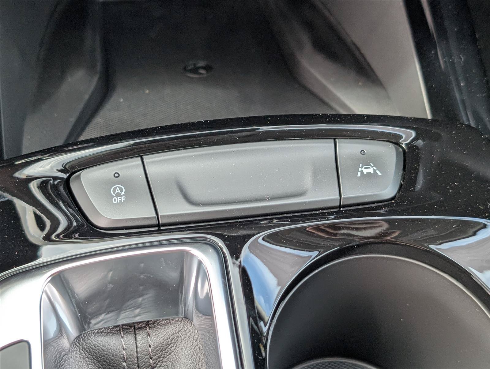 New 2026 Chevrolet Trax LT w/ Sunroof Package FWD image 22