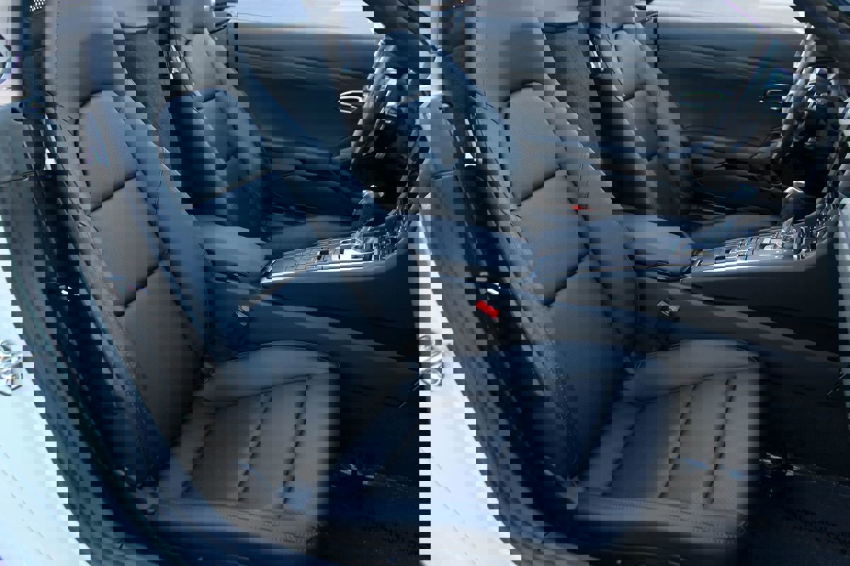 Used 2018 Porsche 718 Boxster RWD image 22