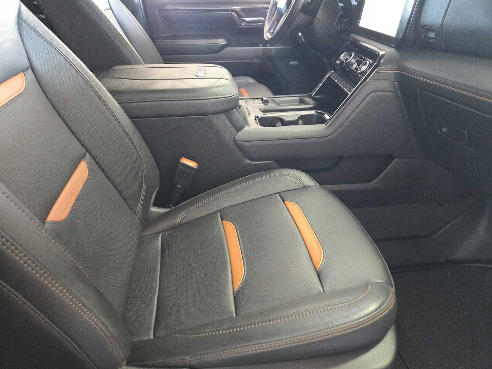 Certified 2024 GMC Sierra 2500 AT4 w/ AT4 Premium Plus Package image 14