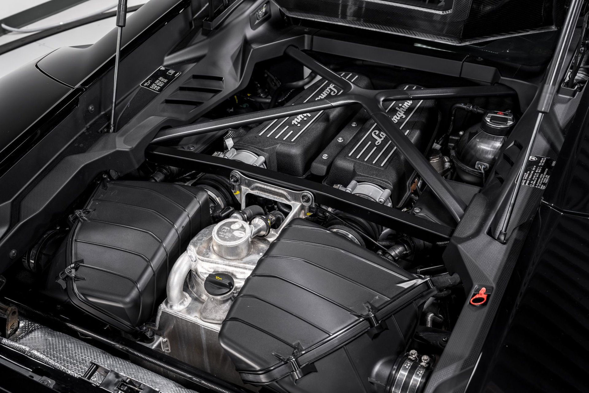 Used 2023 Lamborghini Huracan Tecnica image 54