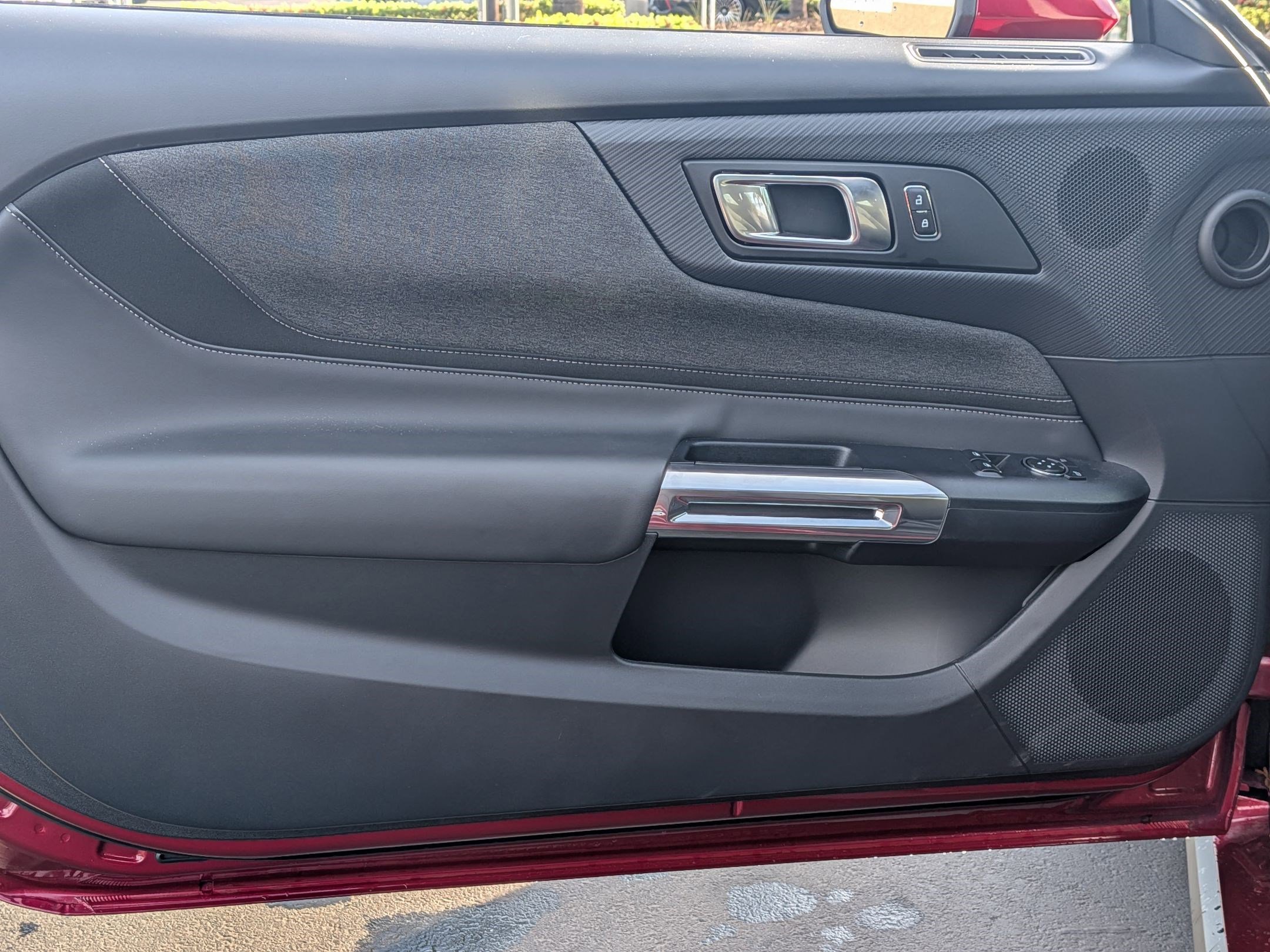 Used 2025 Ford Mustang GT image 14