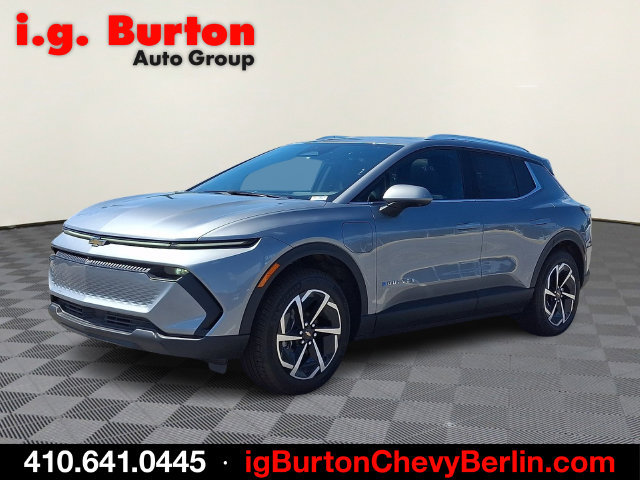 New 2026 Chevrolet Equinox EV LT AWD/4WD image 2