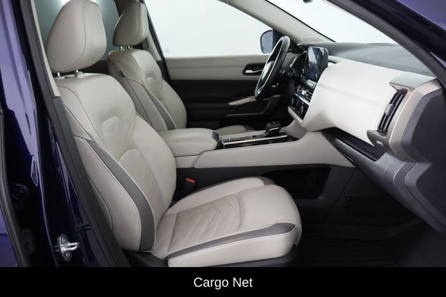Used 2022 Nissan Pathfinder Platinum w/ Cargo Package FWD image 19