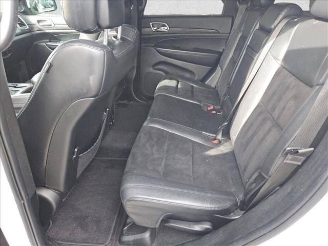Used 2018 Jeep Grand Cherokee Altitude image 16