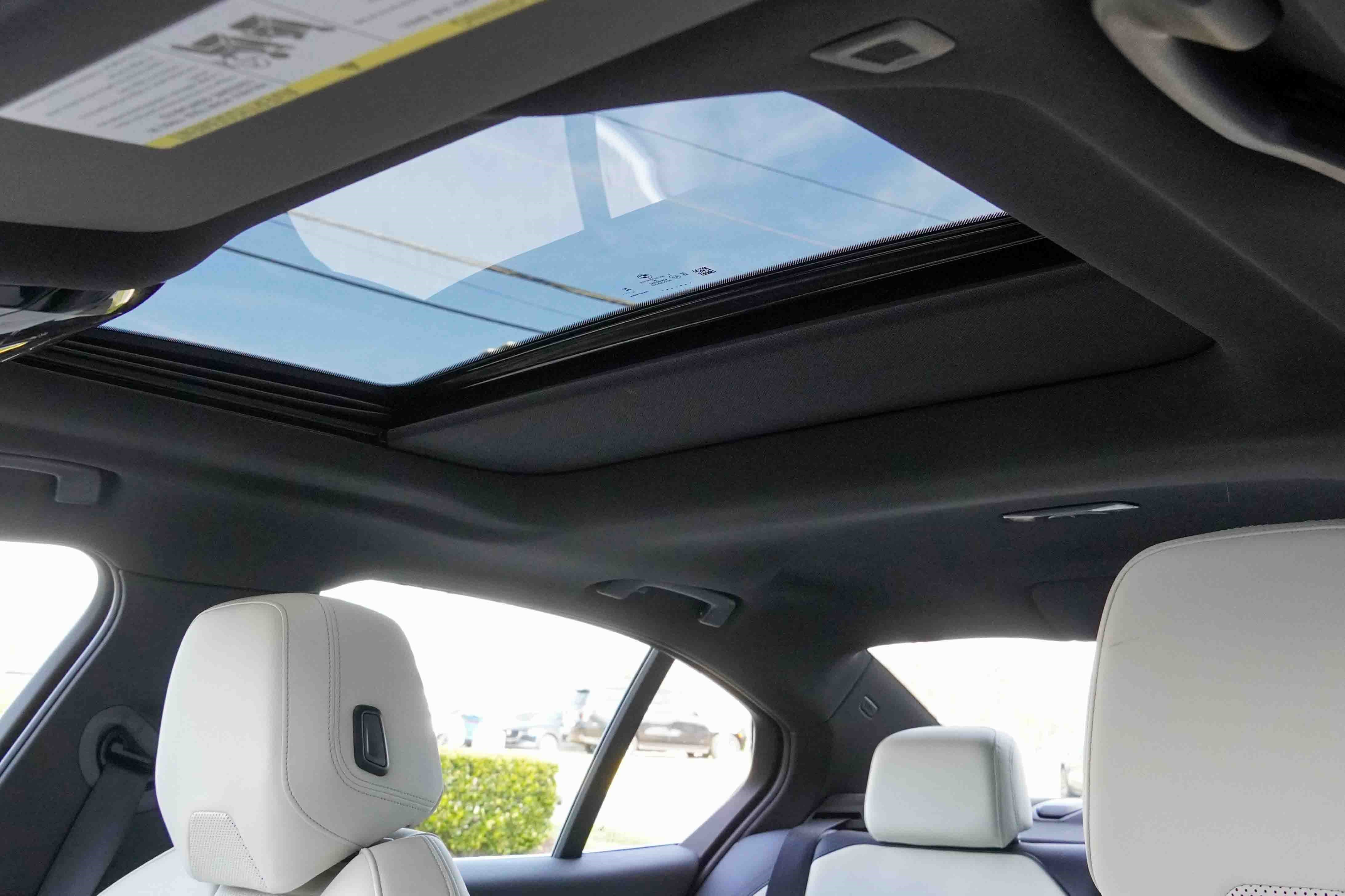 Certified 2025 BMW 530i xDrive image 14