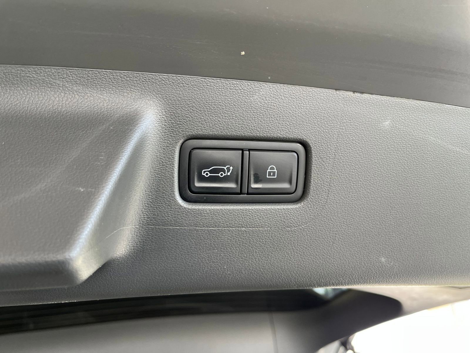 Used 2025 Hyundai Santa Fe SEL AWD/4WD image 23