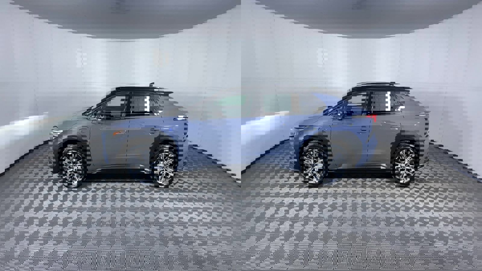 Used 2023 Subaru Solterra AWD image 5