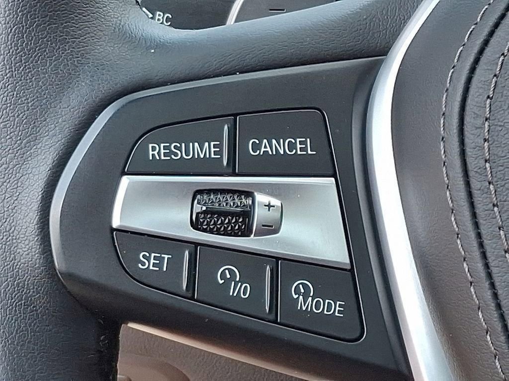 Used 2025 BMW X5 xDrive50e w/ Climate Comfort Package image 22